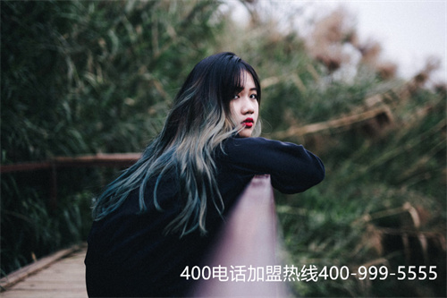 (400電話專業(yè)服務(wù)商哪些更專業(yè)可信)(選擇400電話申請(qǐng)關(guān)鍵在于服務(wù)商的選擇)